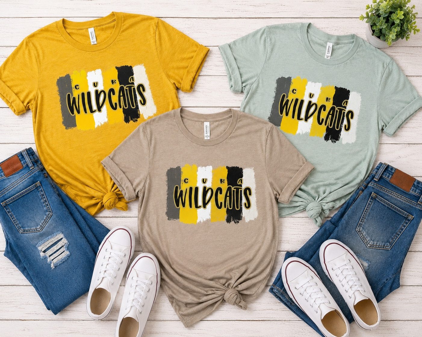 Cuba Wildcats Striped Background